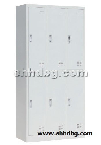 点击查看商品:六门更衣柜