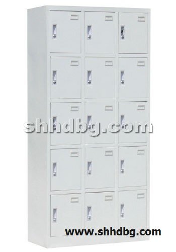 点击查看商品:十五门更衣柜