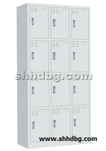 点击查看商品:十二门更衣柜