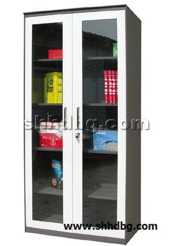 点击查看商品:通体玻璃平开柜