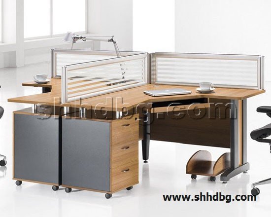 点击查看商品:屏风桌