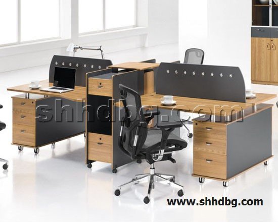 点击查看商品:屏风桌