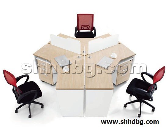 点击查看商品:屏风桌