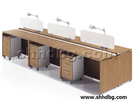 点击查看商品:屏风桌