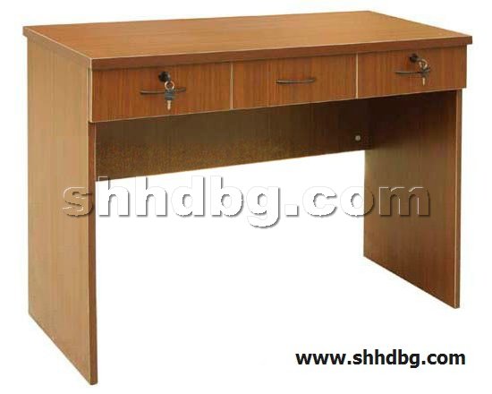 点击查看商品:培训桌-关注人气1633次