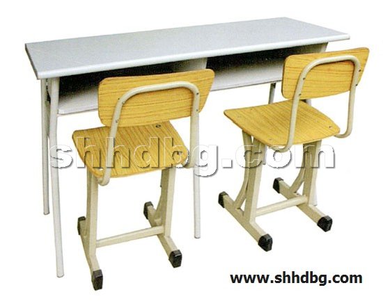 点击查看商品:课桌椅